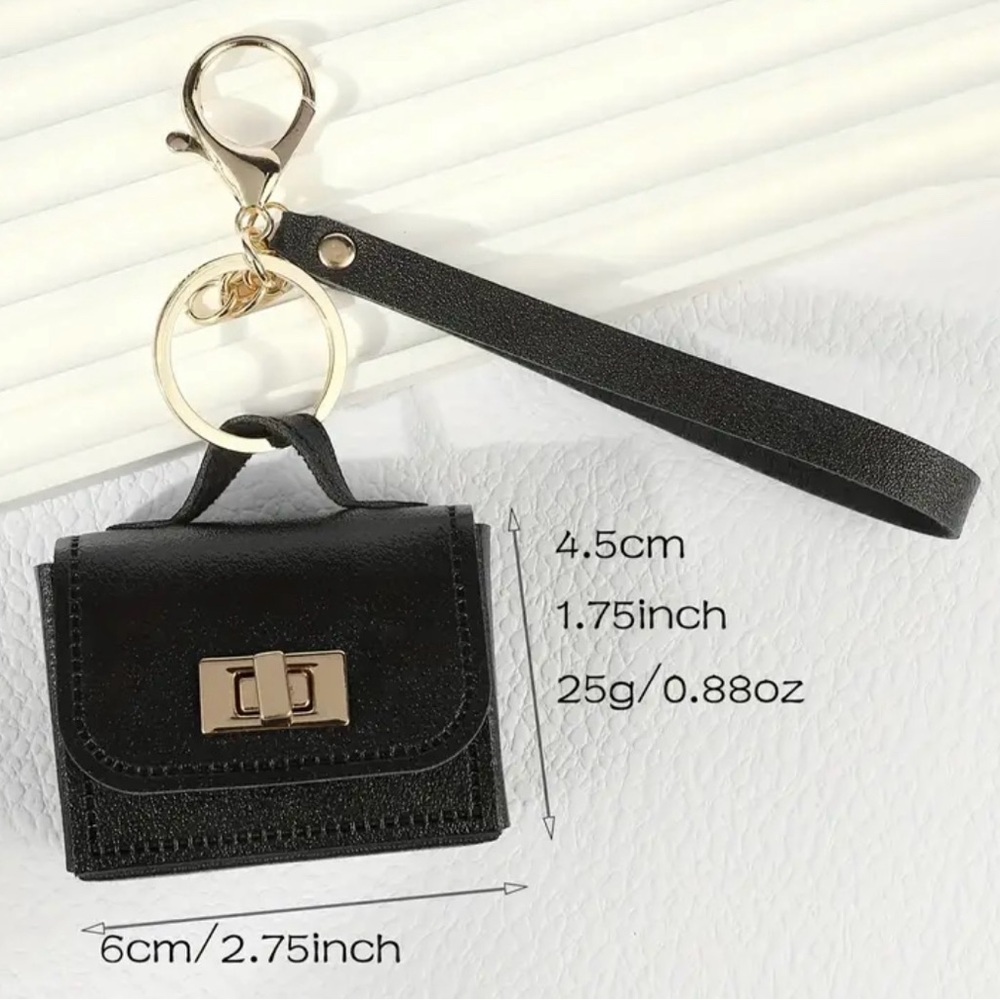 Micro-Bag Black Faux Leather Turn-Lock Mini Bag Keychain Bag Charm NIP - Picture 2 of 3
